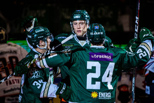 Färjestads Johan Ryno jublar
