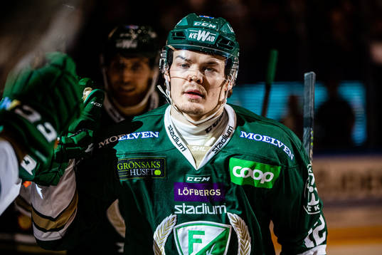 Färjestads Ville Leskinen jublar