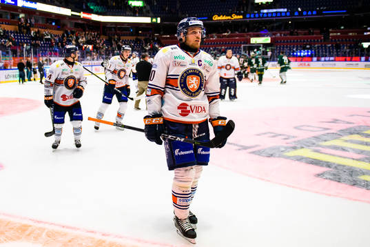 Växjös Erik Josefsson deppar