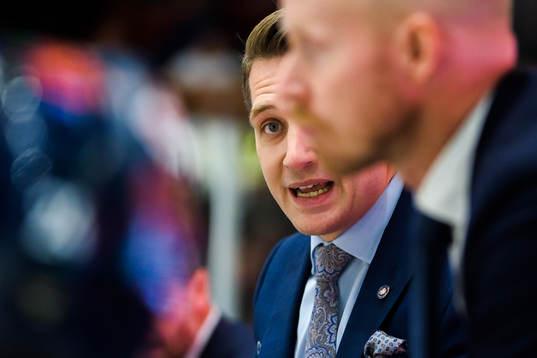 Växjös tränare Sam Hallam
