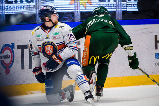 Växjös Brendan Shinniminoch Färjestads Johan Ivarsson