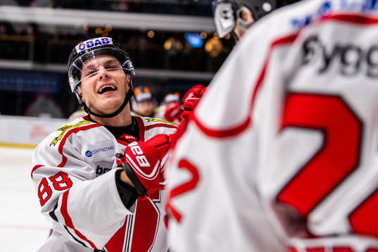 Örebros Joonas Rask jublar