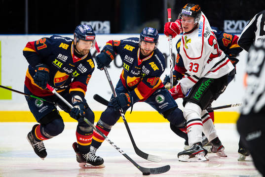 Djurgårdens Patrik Berglund, Jacob Josefson och Örebros