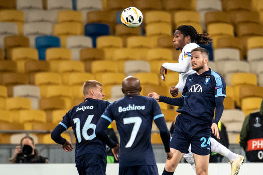 Gerson Rodrigues of Dinamo Kiev and Lasse Nielsen of Malmö