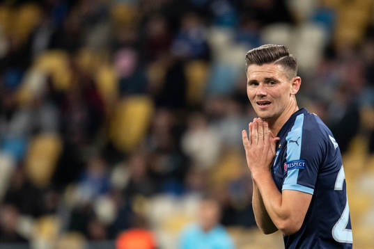 Marcus Antonsson of Malmö FF look dejected