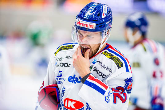 Oskarshamns Markus Modigs har ont