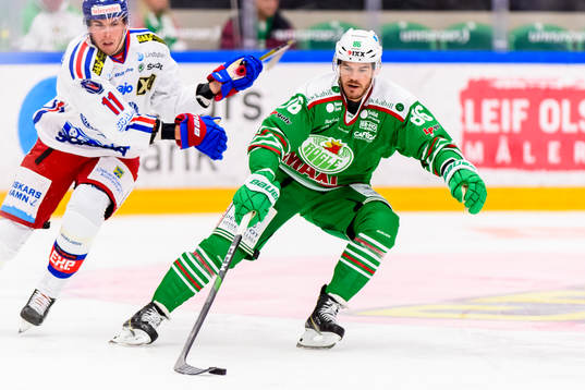 Rögles Eric Gelinas och Oskarshamns Joakim Thelin