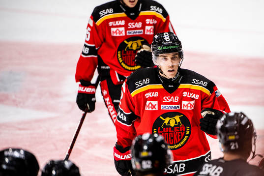 Luleås Fredrik Styrman jublar
