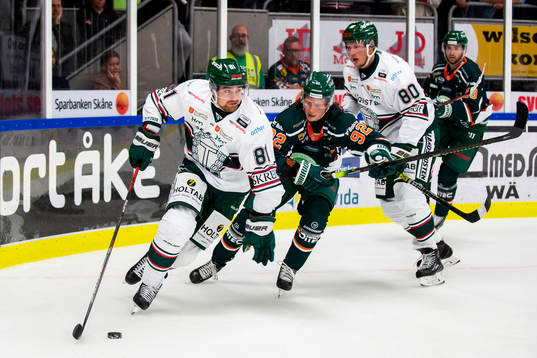 Tingsryds Filip Owesson jagas av Kristianstads Dennis