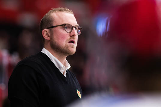Moras tränare Jeff Jakobs