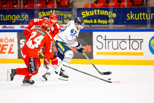 Karlskogas Victor Berglind och Almtunas Carl Åsell