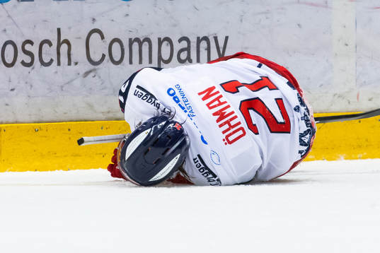 Västerviks Victor Öhman ligger ner