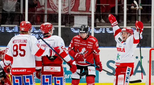 Jonathan Dahlén jublar