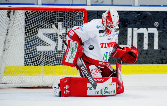 Timrås målvakt Viktor Brattström