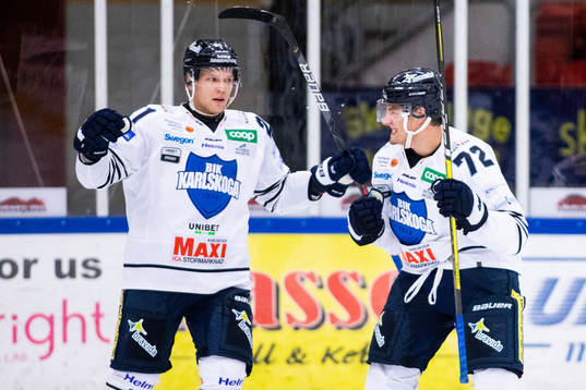 Karlskogas Filip Ahl jublar