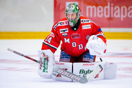Modos målvakt Erik Hanses