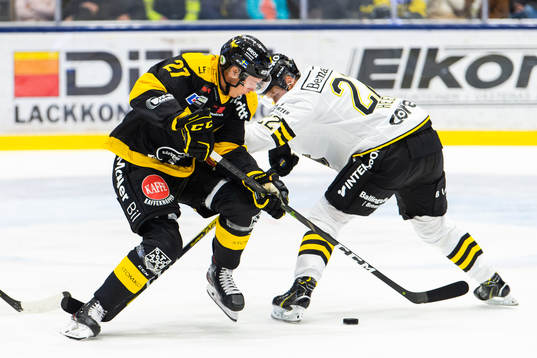 Bläddra bland fler bilder av Ishockey, Hockeyallsvenskan, Västerås - AIK