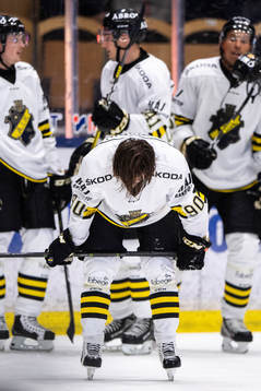 s Marcus Karlberg har ont