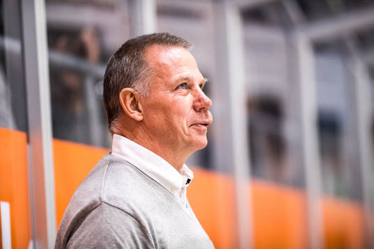 Karlskronas tränare Mats Lusth  jublar