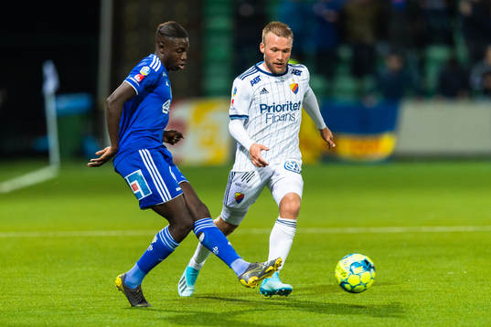 Sundsvalls Pa Konate och Djurgårdens Nicklas Bärkroth