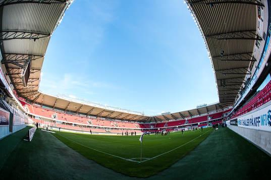 Gulfågeln Arena invändigt