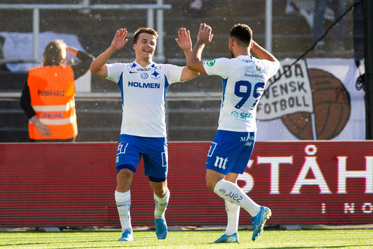 IFK Norrköpings Simon Skrabb jublar