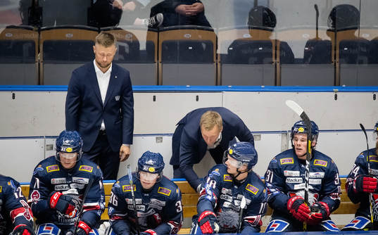 Linköpings tränare Bert Robertsson coach manar på
