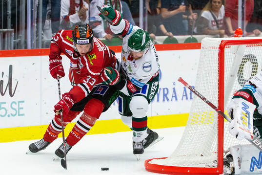 Örebros Christopher Mastomäki och Frölundas Karl Stollery