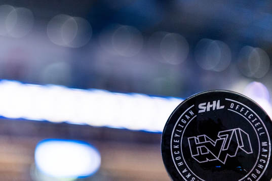 Puck med SHL och HV71