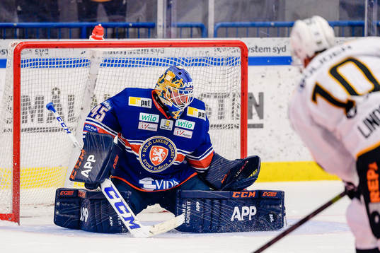 Växjös målvakt Viktor Andrén