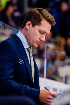 Växjös tränare Sam Hallam