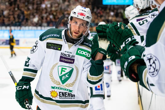Färjestads Per Åslund jublar