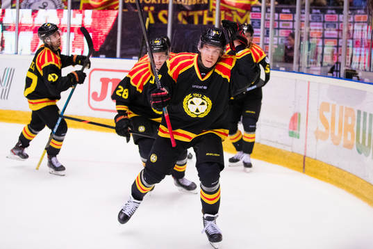 Brynäs Tomi Sallinen jublar