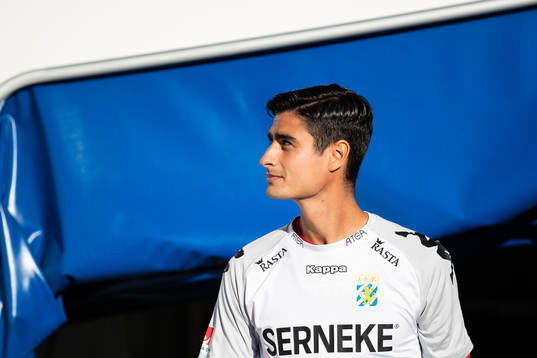IFK Göteborgs målvaktTom Amos innan fotbollsmatchen i