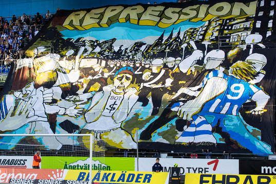 IFK Göteborgs supportrar med ett tifo