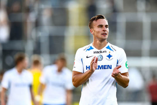 IFK Norrköpings Henrik Castegren jublar