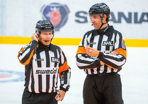 Domarna Mikael Sjöqvist och Wolmer Edqvist
