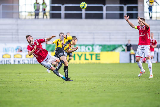 Kalmars Fidan Aliti och Häckens Paulinho