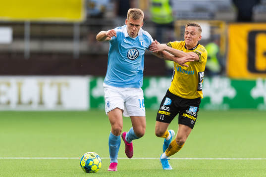Malmö FFs Felix Beijmo och Elfsborgs Jesper Karlsson i