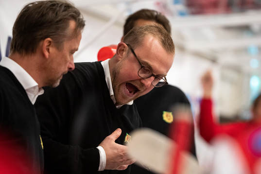 Moras tränare Jeff Jakobs