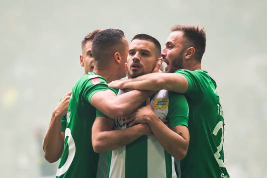 Hammarbys Vladimir Rodic jublar med Nikola Djurdjic, Jeppe