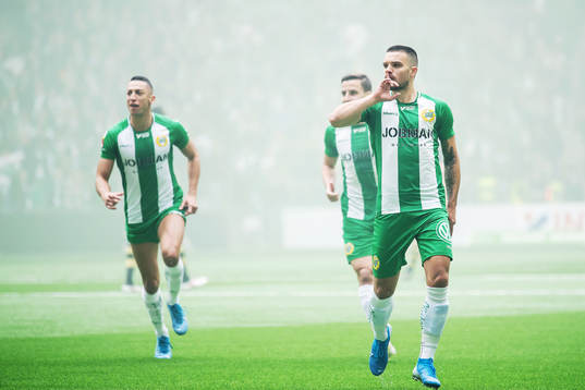 Hammarbys Vladimir Rodic jublar