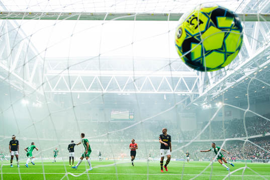 Hammarbys Vladimir Rodic jublar