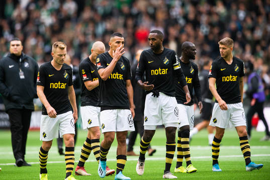 s Sebastian Larsson, Nabil Bahoui och Henok Goitom deppar