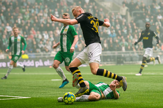 s Kolbeinn Sigthorsson och Hammarbys Richard Magyar