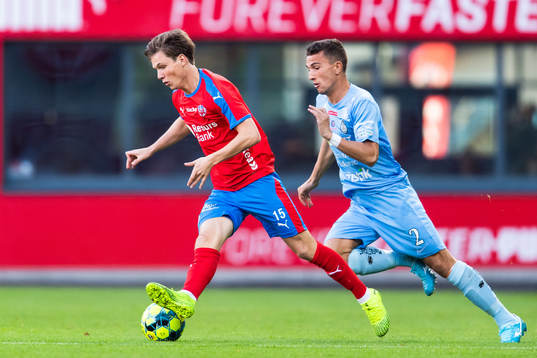 Helsingborgs Max Svensson och AFC Eskilstunas Adnan Kojic