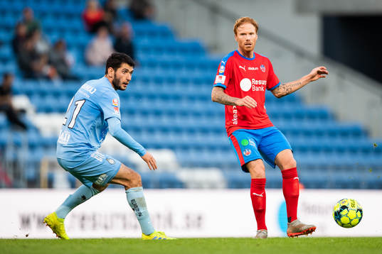 AFC Eskilstunas Anel Rashkaj och Helsingborgs Alexander