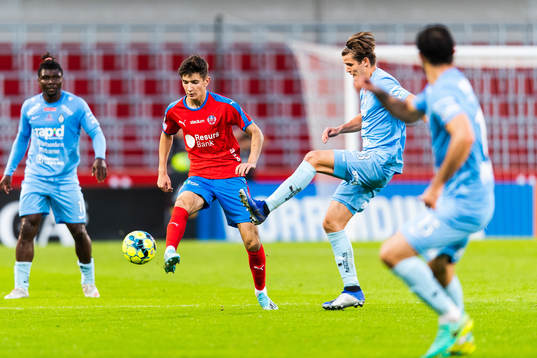 Helsingborgs Armin Gigovic och AFC Eskilstunas Wilhelm