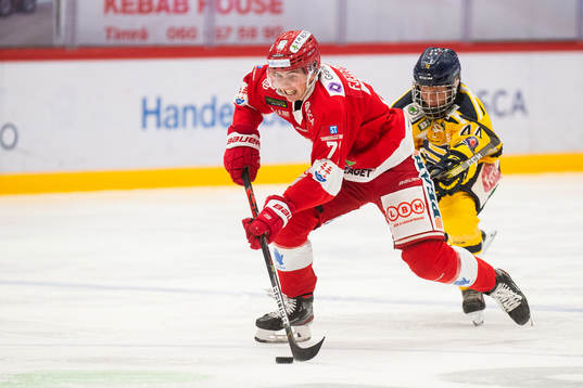 Timrås Oliwer Fjellström och Södertäljes Ludvig