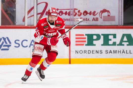 Timrås Albin Lundin jublar